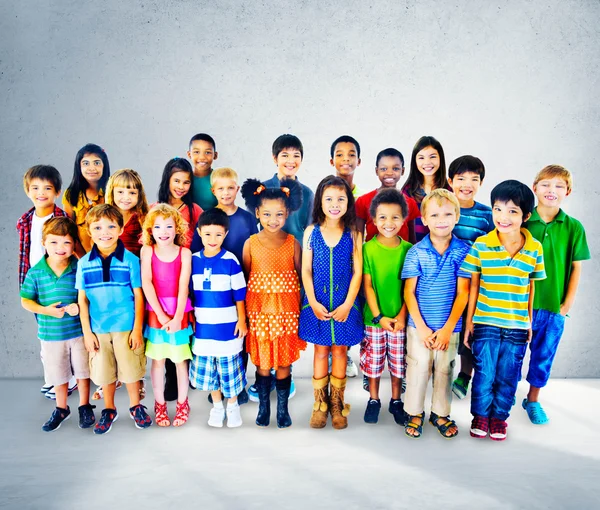 Adorabili bambini sorridenti — Foto Stock