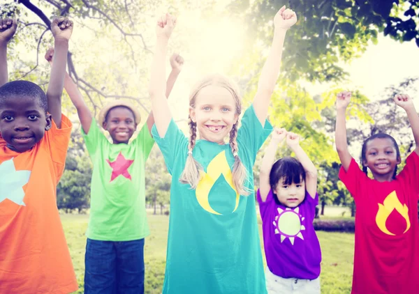 Kinderen eenheid en vriendschap — Stockfoto