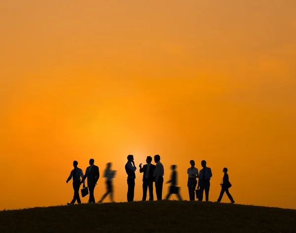 Grupo de pessoas silhueta — Fotografia de Stock