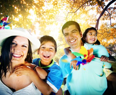 Aile mutluluğu veliler tatil