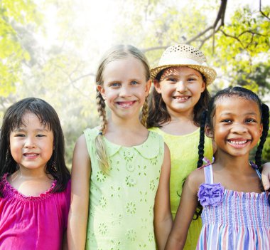 Çocuklar dostluk, mutluluk kavramı