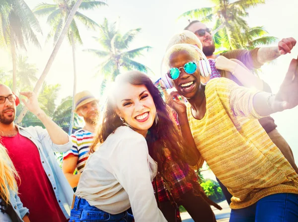 Teenagers Friends at Beach Party Concept — Stock Photo, Image