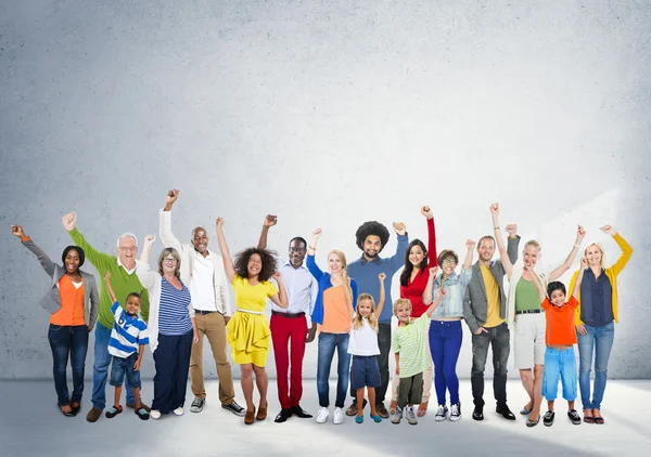 Diversiteit mensen permanent samen — Stockfoto
