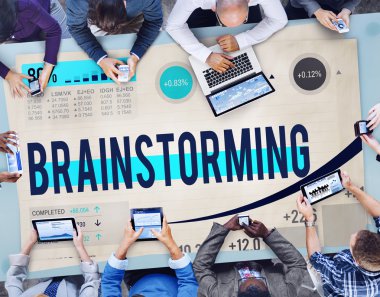 İş adamları ve beyin fırtınası kavramı