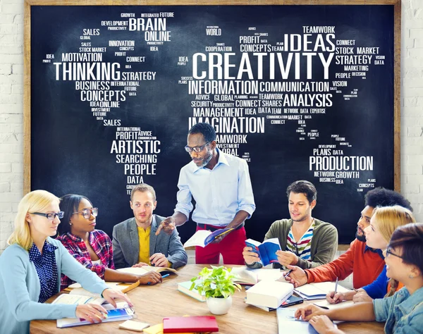 Gruppe von Diversity-Menschen und Kreativität — Stockfoto
