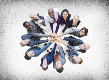 İş adamları ve beraberlik kavramı