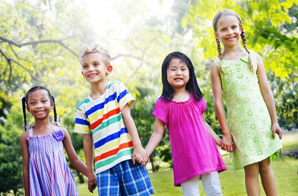 Kinderen vriendschap, geluk Concept — Stockfoto