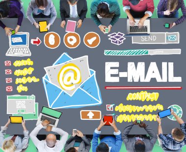 İş adamları ve e-posta grubu