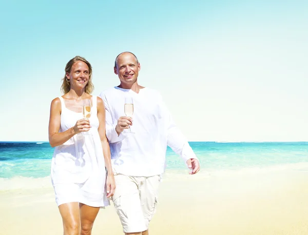 Paar bei Beach Bonding Dating-Konzept — Stockfoto