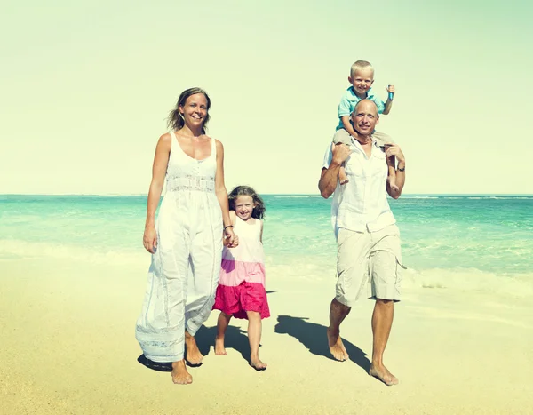 Felicidad familiar Concepto de vacaciones y vacaciones — Foto de Stock
