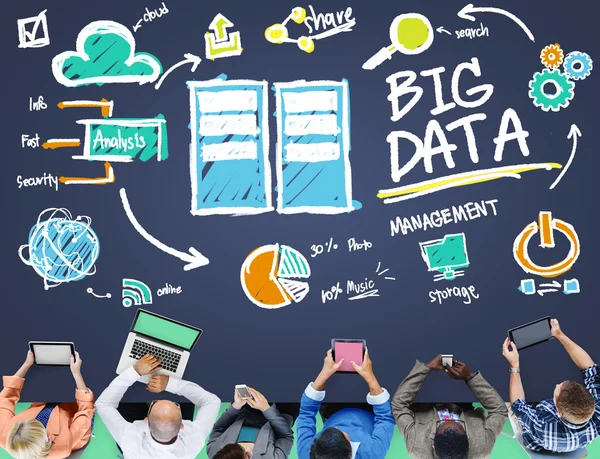 Concept de technologie de stockage Big Data en ligne — Photo