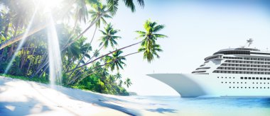 Cruise gemi Beach yakınındaki