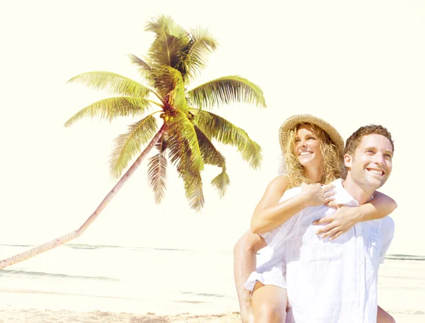 Couple Love Island Concept — Stock Photo, Image