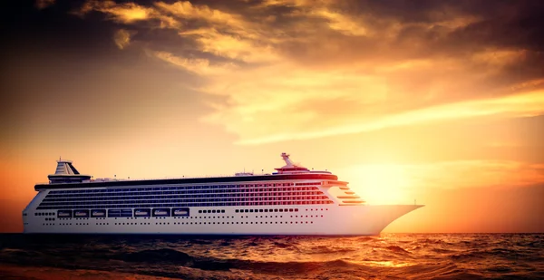 Yacht Cruise Ship at Sea — Stock Photo, Image