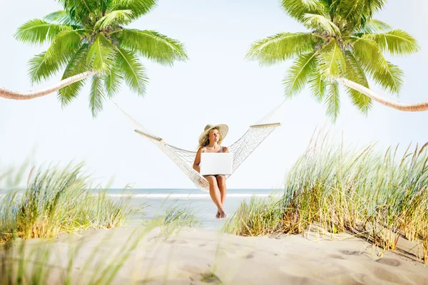 Conceito de Relaxamento da Mulher — Fotografia de Stock