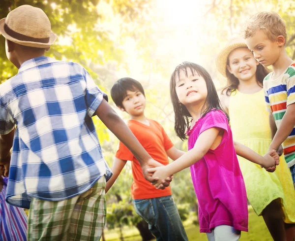 Niños Amistad, Concepto de Felicidad —  Fotos de Stock