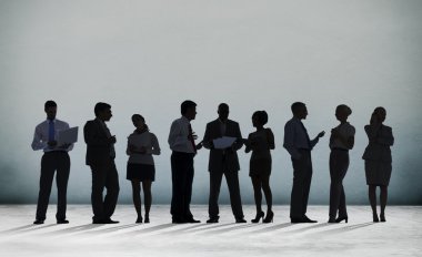 İş adamları tartışıyorlar