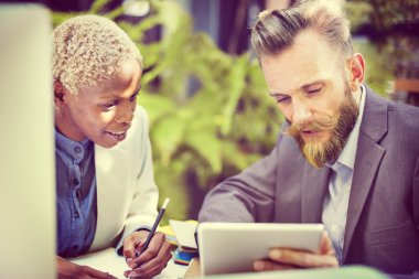 Yöneticisi ve birlikte çalışan Sekreter