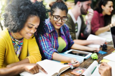 Eğitim, öğrencilerin kampüs kavramı kişi