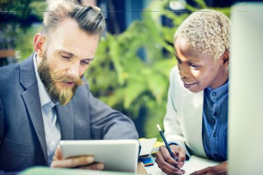 Yöneticisi ve birlikte çalışan Sekreter