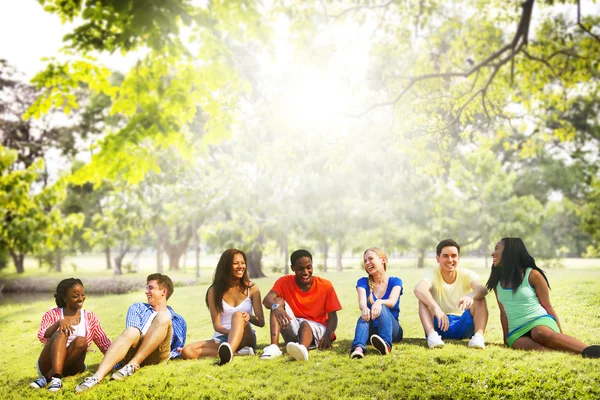 Öğrenciler takım tatil kavramı