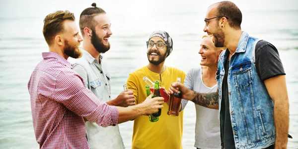 Dostluk yaz eğlence kavramı