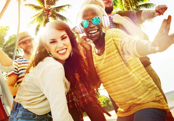 Friends at Summer Beach Party Concept — Stock Photo, Image