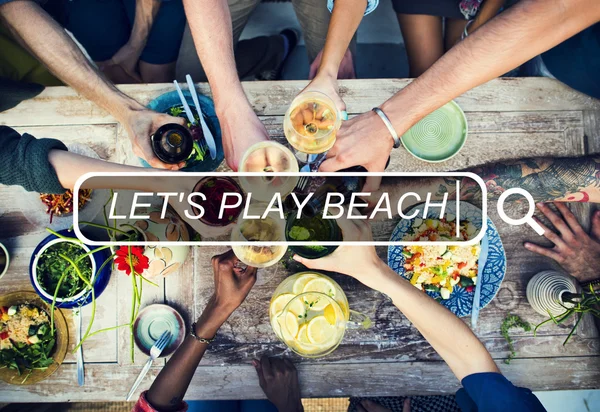 Låt oss spela Beach text, sommar lycka koncept — Stockfoto