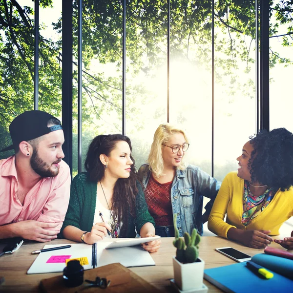 Persone al Meeting Talking, Concetto di Comunicazione — Foto Stock