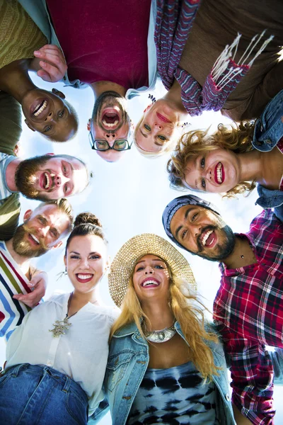 Groep van vrienden Huddle, partij Concept — Stockfoto