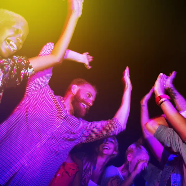 Dostluk parti eğlence mutluluk kavramı