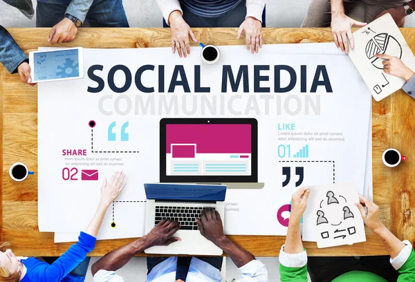 Sociala medier och sociala nätverk koncept — Stockfoto