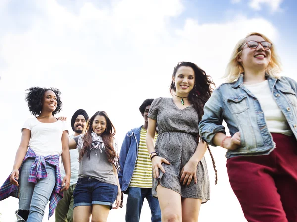 Park, beraberlik kavram yürümeye arkadaşlar