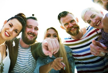 Arkadaşları ve beraberlik kavramı