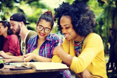 Planlama ve kavram okuyan öğrenciler