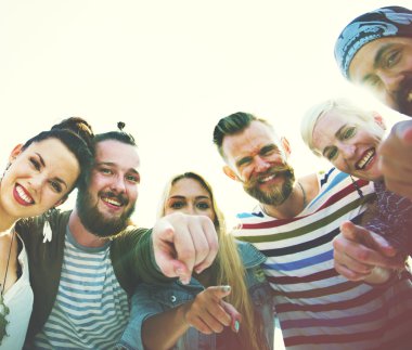 Arkadaşları ve beraberlik kavramı