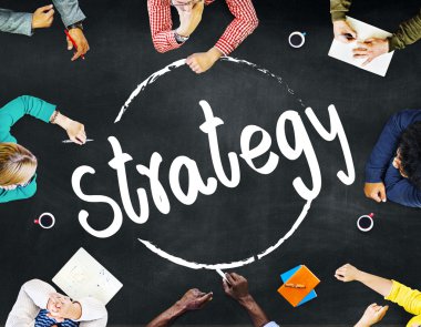 Strateji üzerinde işaret eden iş adamları