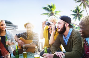 Plaj rahatlama ve tatil kavramı