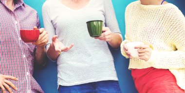 Grup insanlar sohbet kavramı