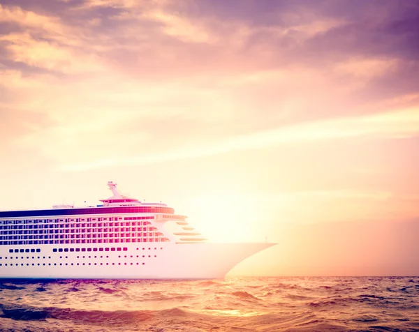 Yacht Cruise Ship at Sea — Stock Photo, Image