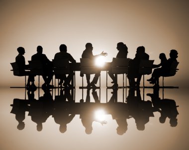 Ofiste çalışan iş adamları