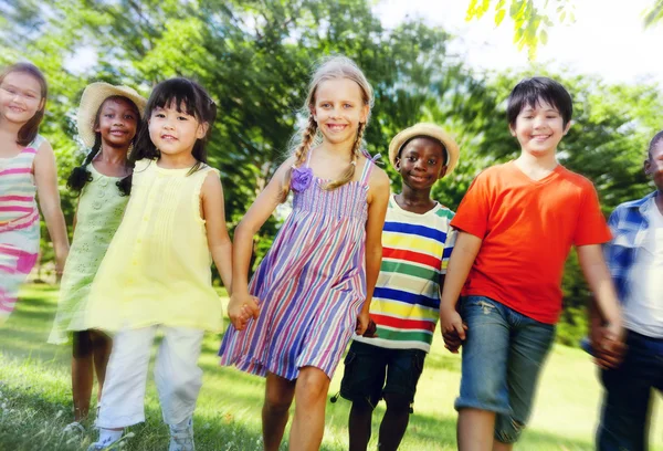 Divers kinderen vriendschap — Stockfoto