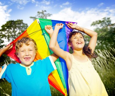 Abi kardeş kardeş iskambil uçurtma