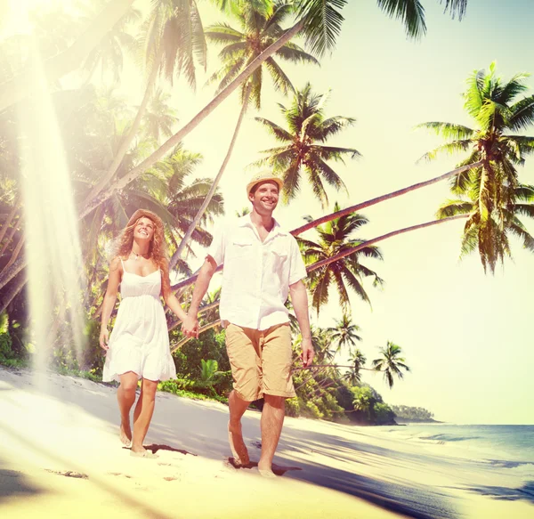 Paar Love Island Concept — Stockfoto