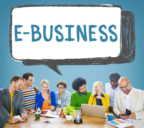 Bedrijfsconcept mensen en e-business — Stockfoto