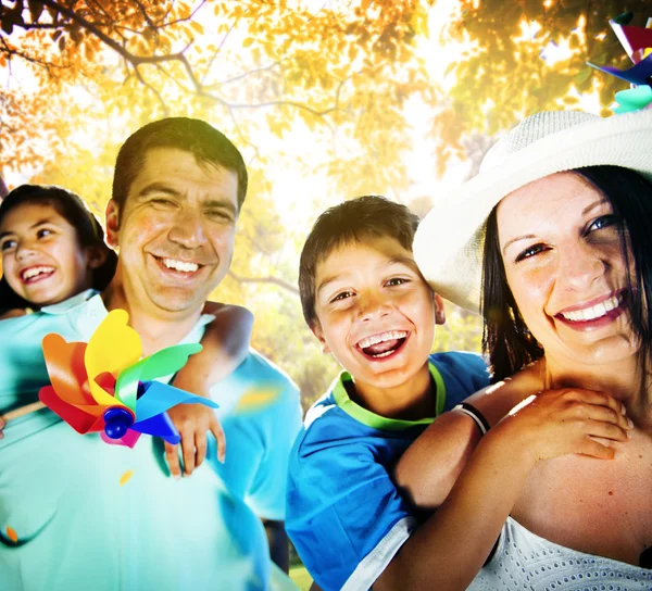 Genitori della famiglia Bambini insieme — Foto Stock