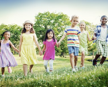 Dostluk çocuk mutluluk kavramı