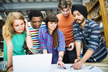 Tasarımcılar takım çalışması, iç kavramı planlama