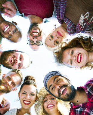 Tatil Partisi konsepti de arkadaşlar