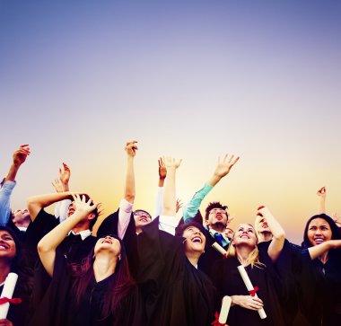 Öğrenciler kapaklar hava atmak